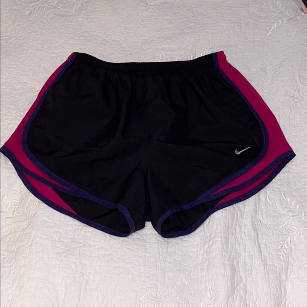 Nike shorts PRICE FIRM
